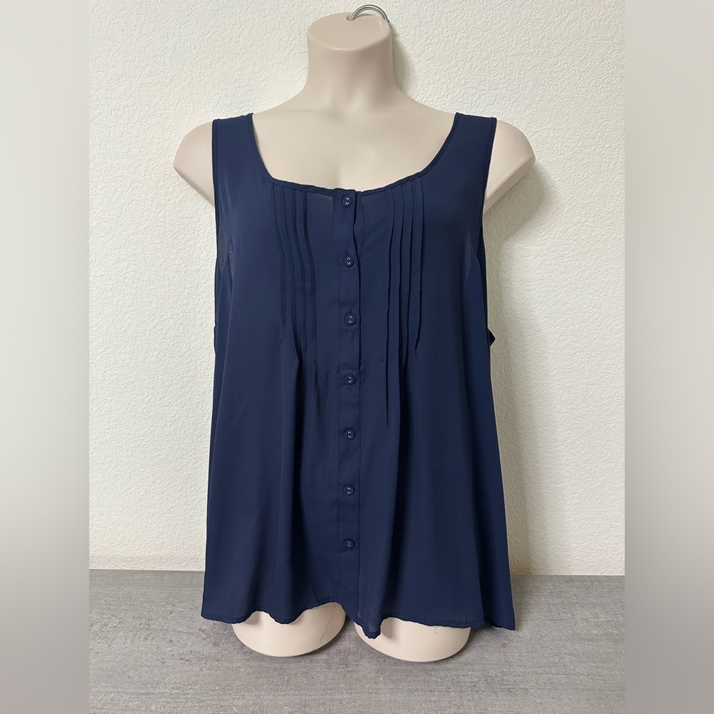 Womens Plus Size Torrid 3X Navy Sleeveless Button-Down Top